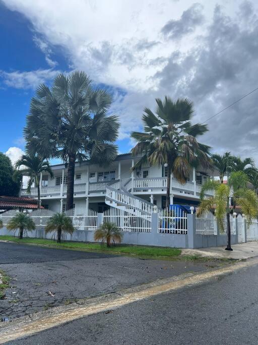 Mayaguez Spacious 3 Bedroom Villa Buitenkant foto